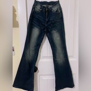 Elegant Indigo Flare Jeans